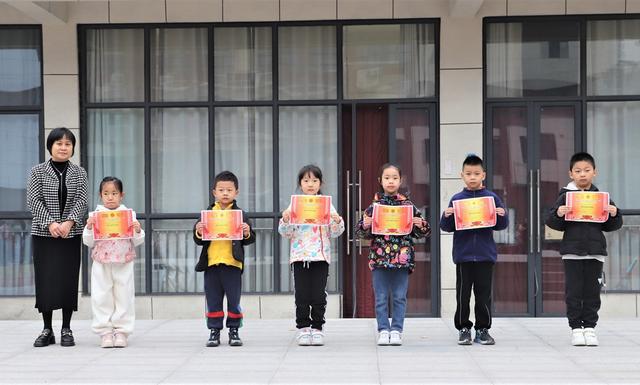 牧歌小学：幼小转衔促成长双向奔赴育美好j9九游会(中国)网站郑州管城区外国语(图5)